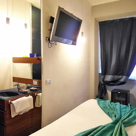 California Hotell 3*