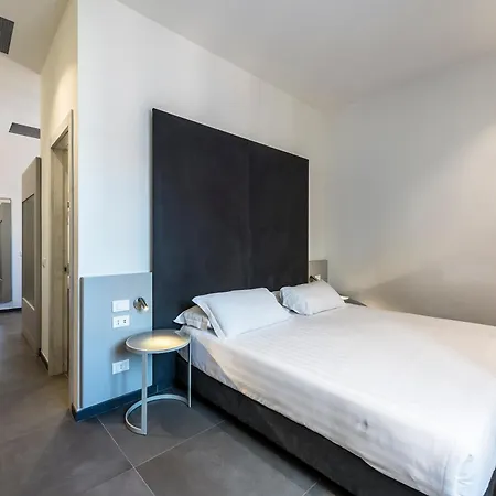 California Hotel Roma
