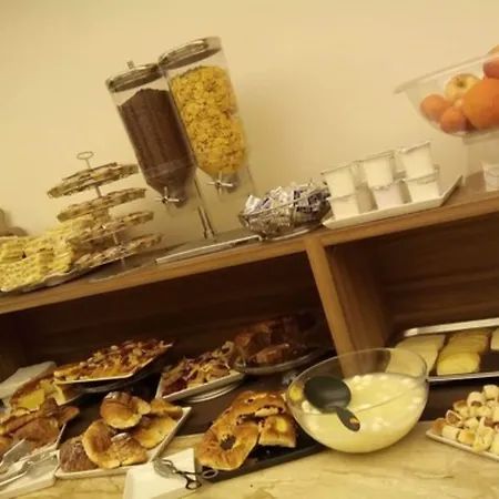 California Hotel Roma