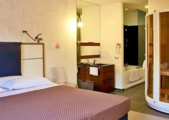 California מלון 3*