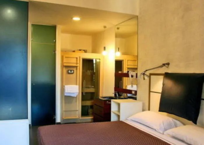 California 3* רומא