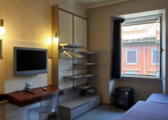 California 3* רומא