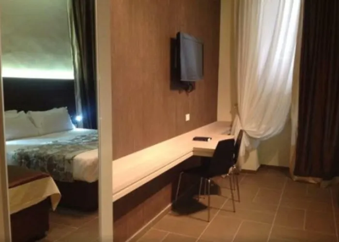 מלון California 3*