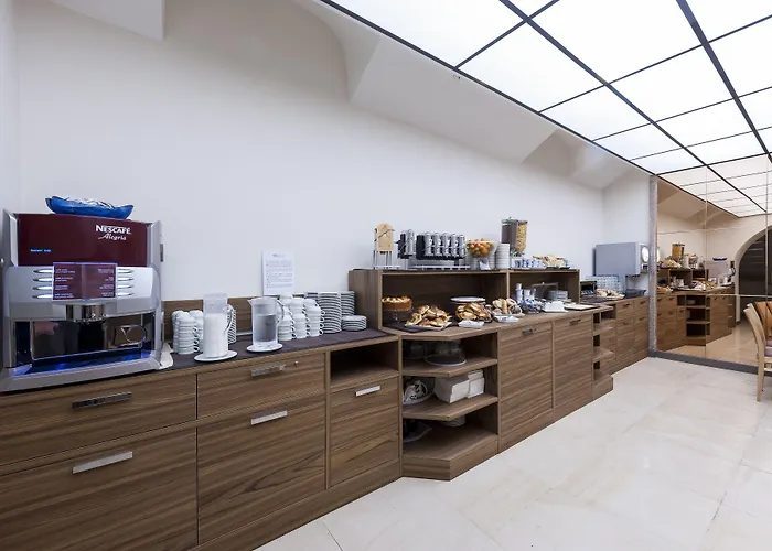 California 3* רומא