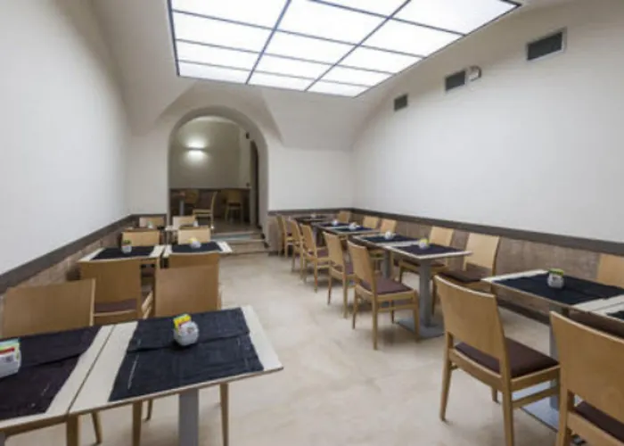 California מלון 3*