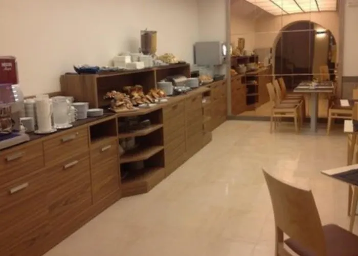 מלון California 3*